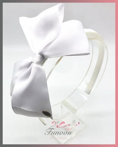 أطواق مدرسية بشكل فيونكة متعددة الألوان