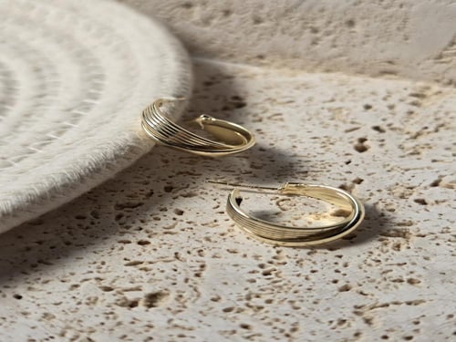 اقراط دبوس بأشكال متداخلة مزدوجة