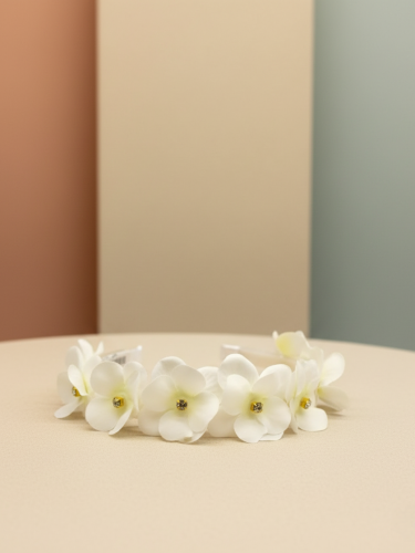 طوق ورد أبيض