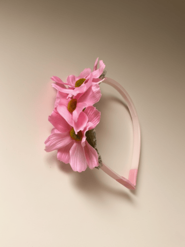 طوق ورد جانبي