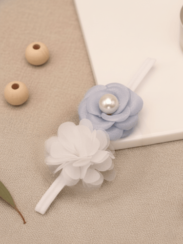 ربطة مواليد بالورد واللؤلؤ