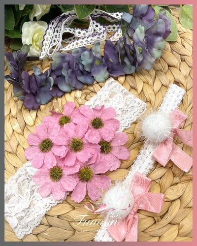 مجموعة ربطات شعر بتصميم وألوان مختلفة