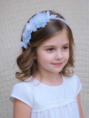 طوق كرستالي بتصميم عصري