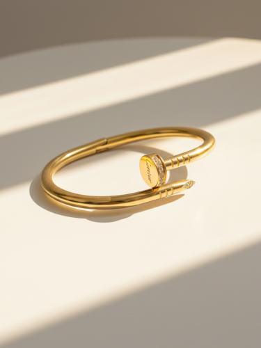 اسورة المسمار الذهبية