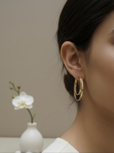 اقراط حلقية مزدوجة