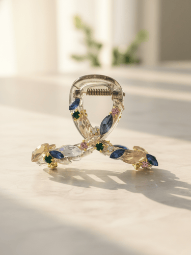 مساكة شعر اكريلك بتصميم الكريستالات