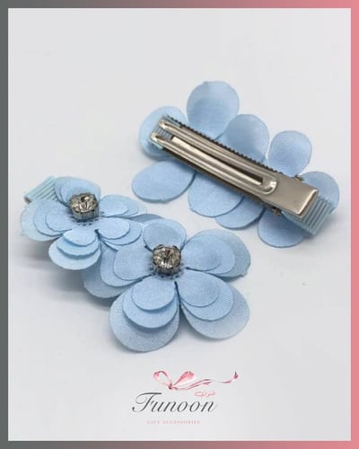 بنس شعر بتصميم وردتين بالالوان المتعددة