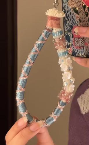 تعليقه جوال