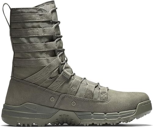 بسطار نايك زيتي رياضي 36