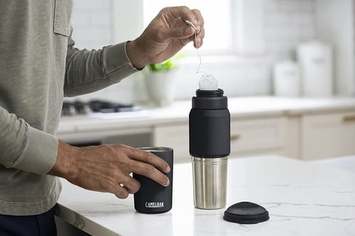 مطارة عازلة مع كوب مدمج كاملباك MULTIBEV