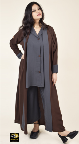 طقم عباية للسفر والدوام من ثلاث قطع لون بني مع رصا...