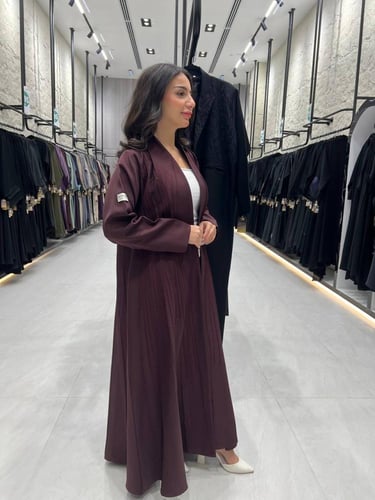 عبايه تفته تطريز بالجنب لون عنابي