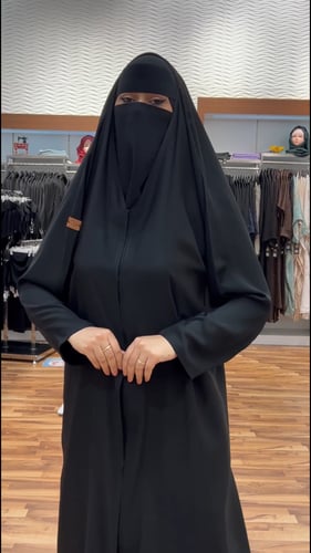 عبايه راس كم فرنسي قماش بلاك بيري