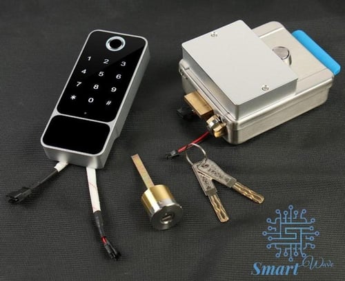 قفل باب ذكي خارجي WiFIمع خمس طرق للوصول