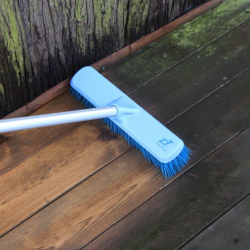 مكنسة ارضيات بلاستيك ازرق عصاء حديد 30سم