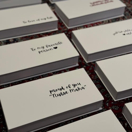 إطار لحظاتك الحلوة.