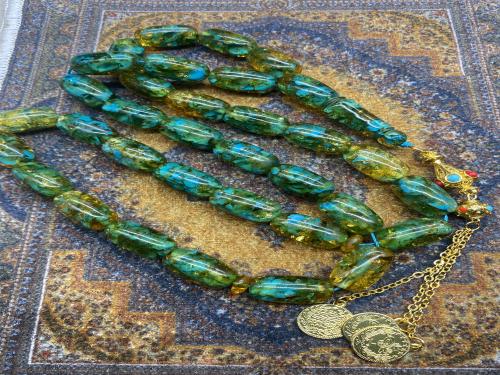 كهرمان عطش عراقي حجم كبير ٨٨ جرام ٣٣ خرزه ١٣-٢٢ مل...