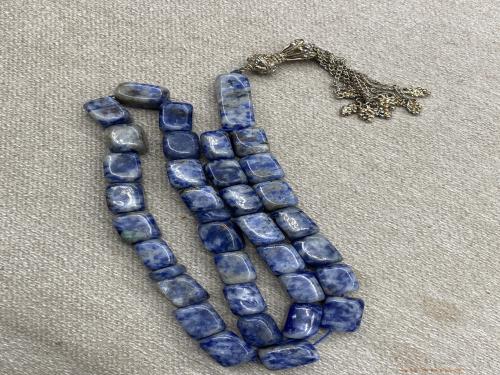 لازورد طبيعي افغاني ٣٣ خرزه مقاس ماتفاوت ٩-١٠-٨