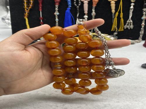 مسكي الماني مخلوط بكهرمان من نوادر الخامات المسكيه...