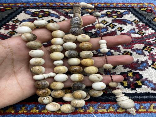 قرن غزال ٦٨ جرام ١٢ ملي ٤١ خرزه ١٢ ملي