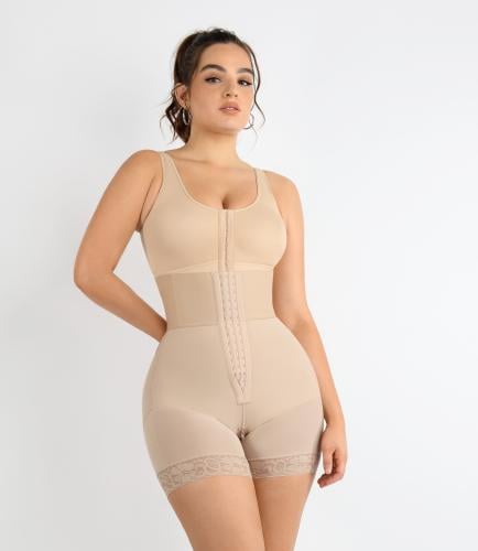 مشد الخصر والأرداف