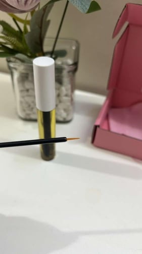 سيروم الرموش والحواجب