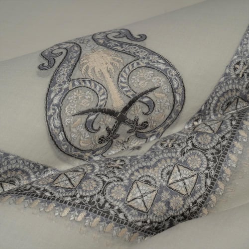 بكج الشتاء: شال باشمينا من صوف الكشمير بتصميم السي...