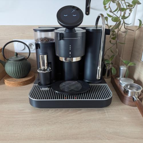 حامل أكواب مزدوج من Meraki