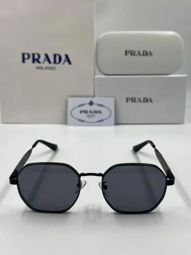 نظارة PRADA