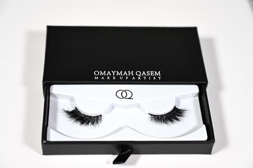 A – Thick eyelash tips