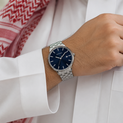 ساعة بلاك مون رجالي بلون فضي مينا كحلي