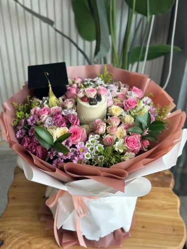 باقة تخرج وكيك عملاعة