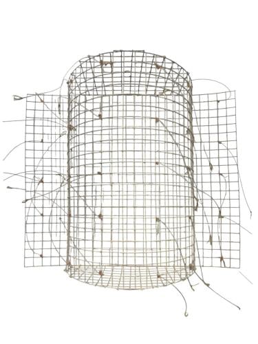 شبك صيد الصقور قفص