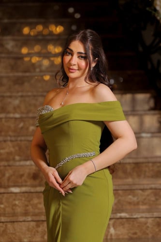 فستان علاق مائل كريستال