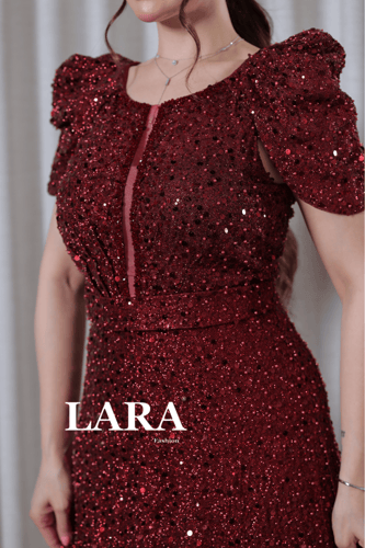 فستان سهرة فخم مزين بالترتر اللامع