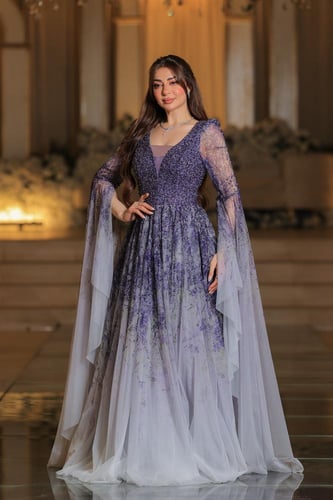 فستان سهرة ملكي مستوحى من سحر الطبيعة موف، بتطريز...