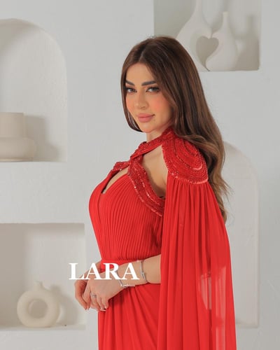 فستان تل سهرة مطرز الصدر