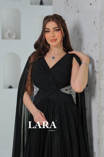 فستان سهرة ناعم فصوص من الخصر