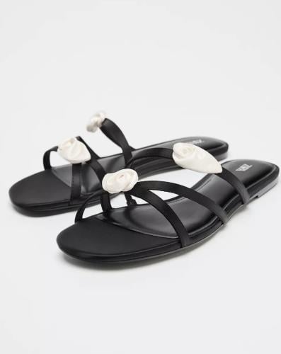 قطع مختاره من Zara