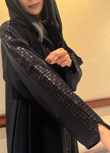 طقم عباية كريب