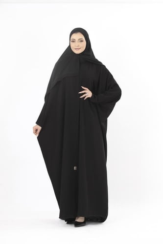 طقم عباية بشت