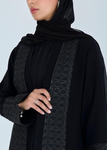 YUSR ABAYA