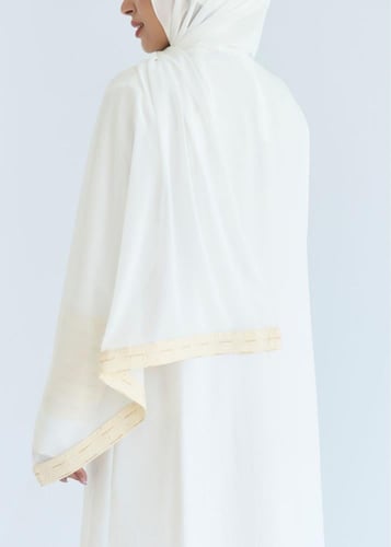 HIBA ABAYA