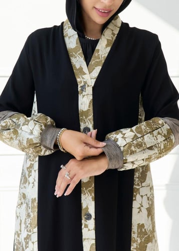 YUMN ABAYA