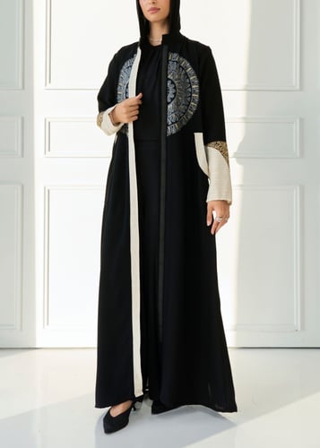 Yasmina Abaya