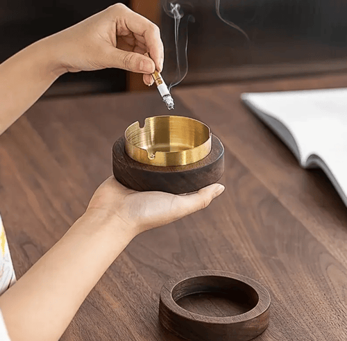 طفاية سجائر و دخان بطابع خشبي انيق