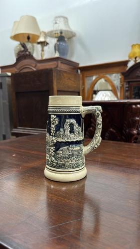 مُجّات بورسلان فنية أوروبية