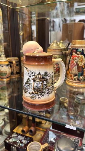 مُجّات بورسلان فنية أوروبية