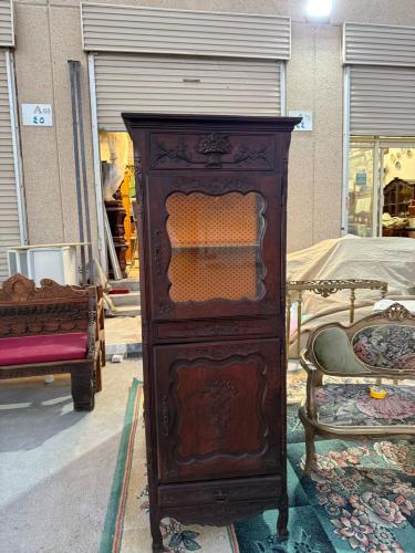 خزانة أوروبية كلاسيكية فاخرة – خشب أوروبي أصيل