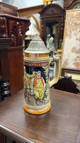 مُجّات بورسلان فنية أوروبية